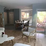 아파트 Kleines Strandhotel 3*