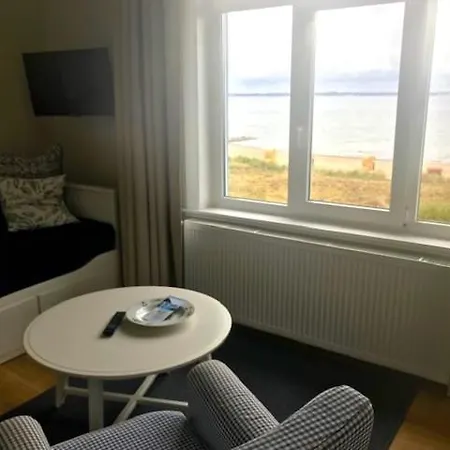 Daire Kleines Strandhotel 3*