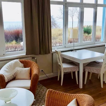 Daire Kleines Strandhotel 3*